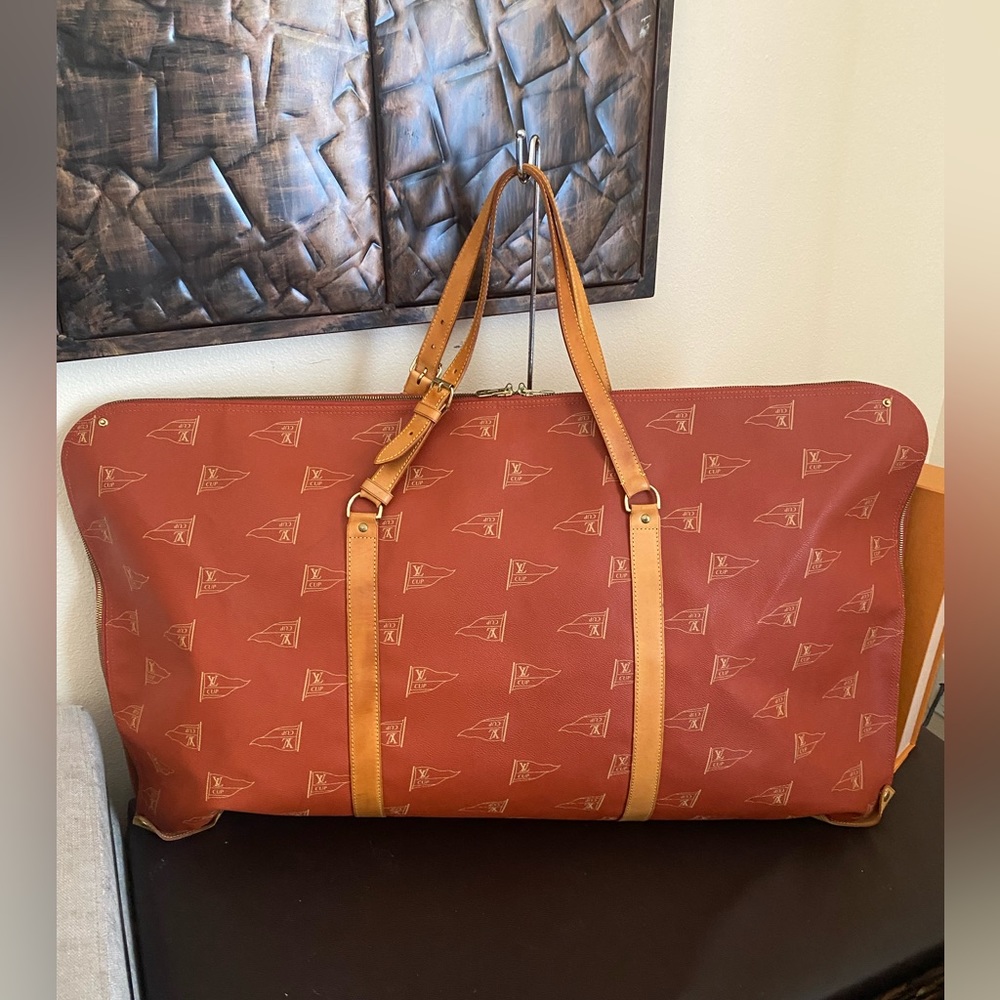LV Limited edition World Cup - Picture 2 of 16